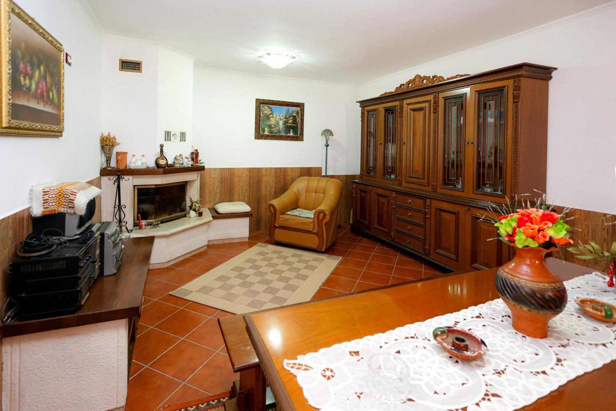 Casa La Pieve Bed & Breakfast Berat Exterior photo